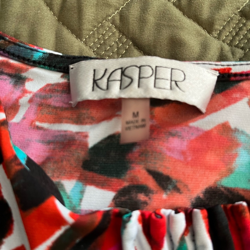 Kasper Abstract Red and Black Sleeveless Blouse